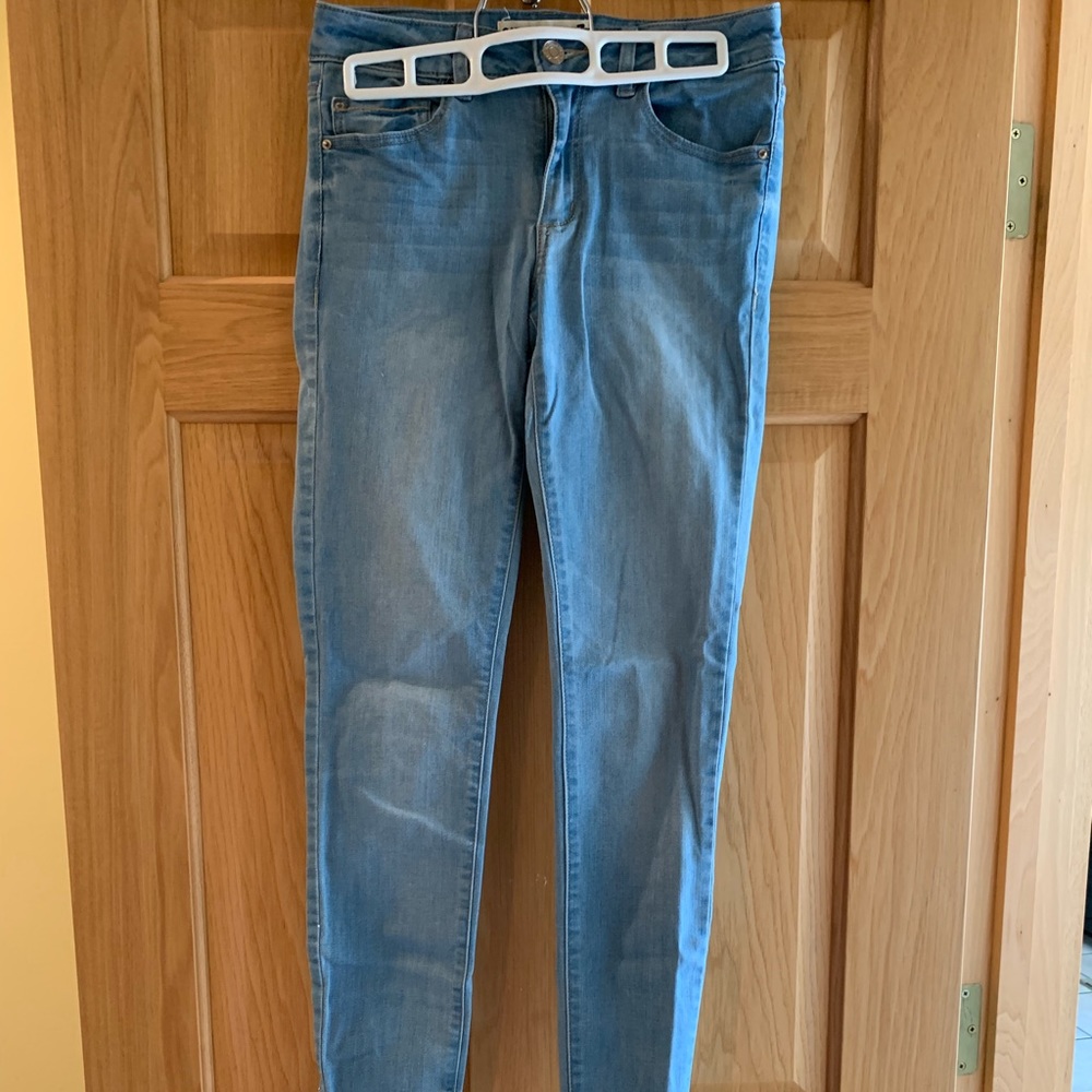 Garage Light Wash Jeans